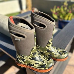 Bigs Snow Boots Kids Size 1